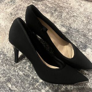 Pointy toe Black Women's Heels
